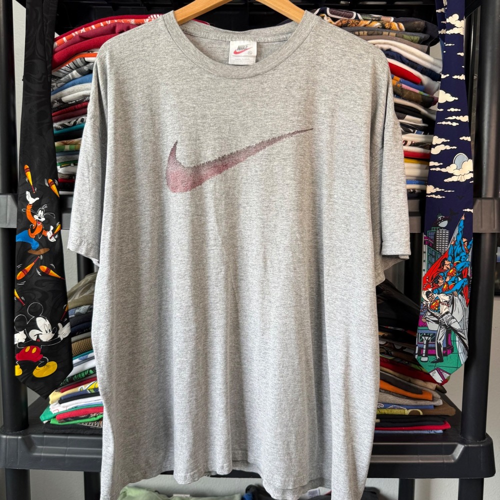 Vintage Gray Nike Big Swoosh Graphic T-Shirt XL